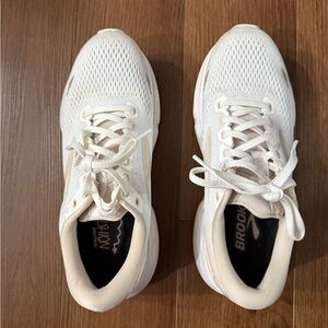 Brooks Ghost Shoes
